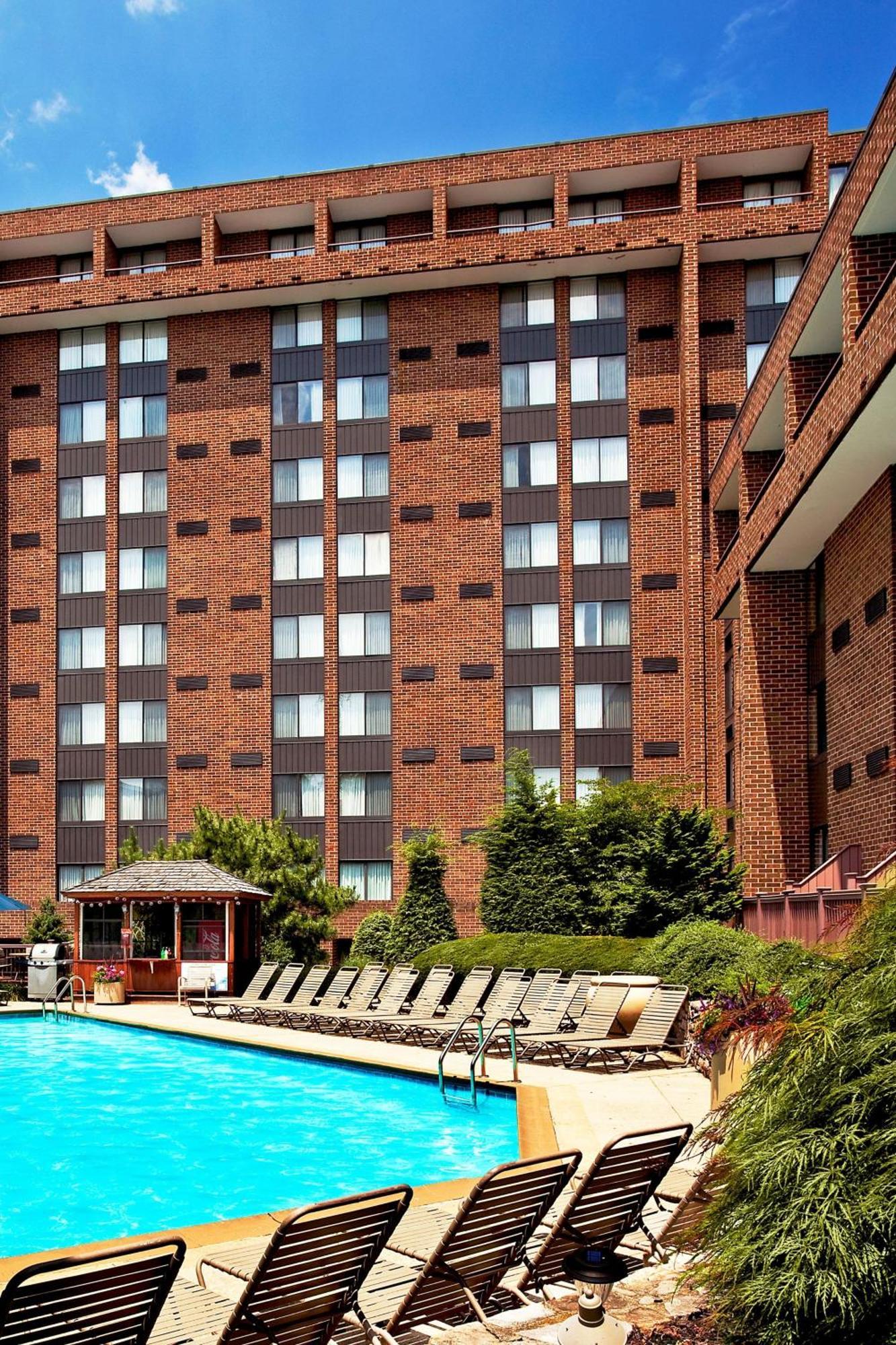 Sheraton Harrisburg Hershey Hotel Exterior photo