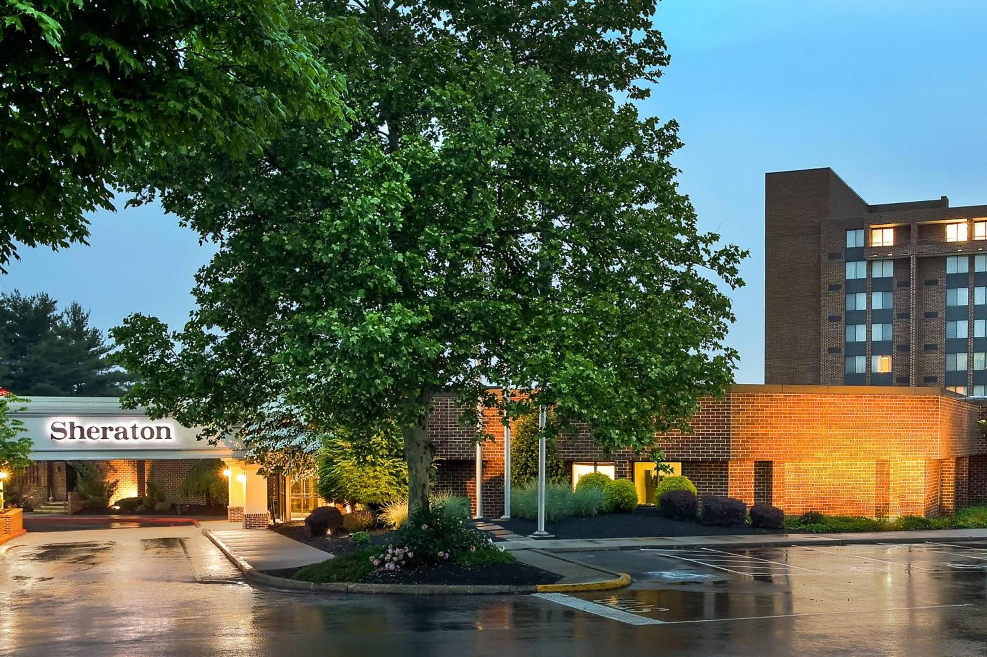 Sheraton Harrisburg Hershey Hotel Exterior photo